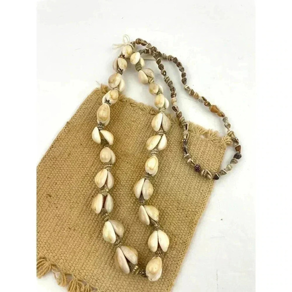 VTG Cowrie Shells Natural Seashells Beaded Long Necklace Handmade 32" - Picture 3 of 8